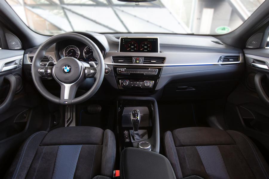 Торпедо BMW X2 M35i (F39) 2018 года  (WW) (фото 52 из 131)